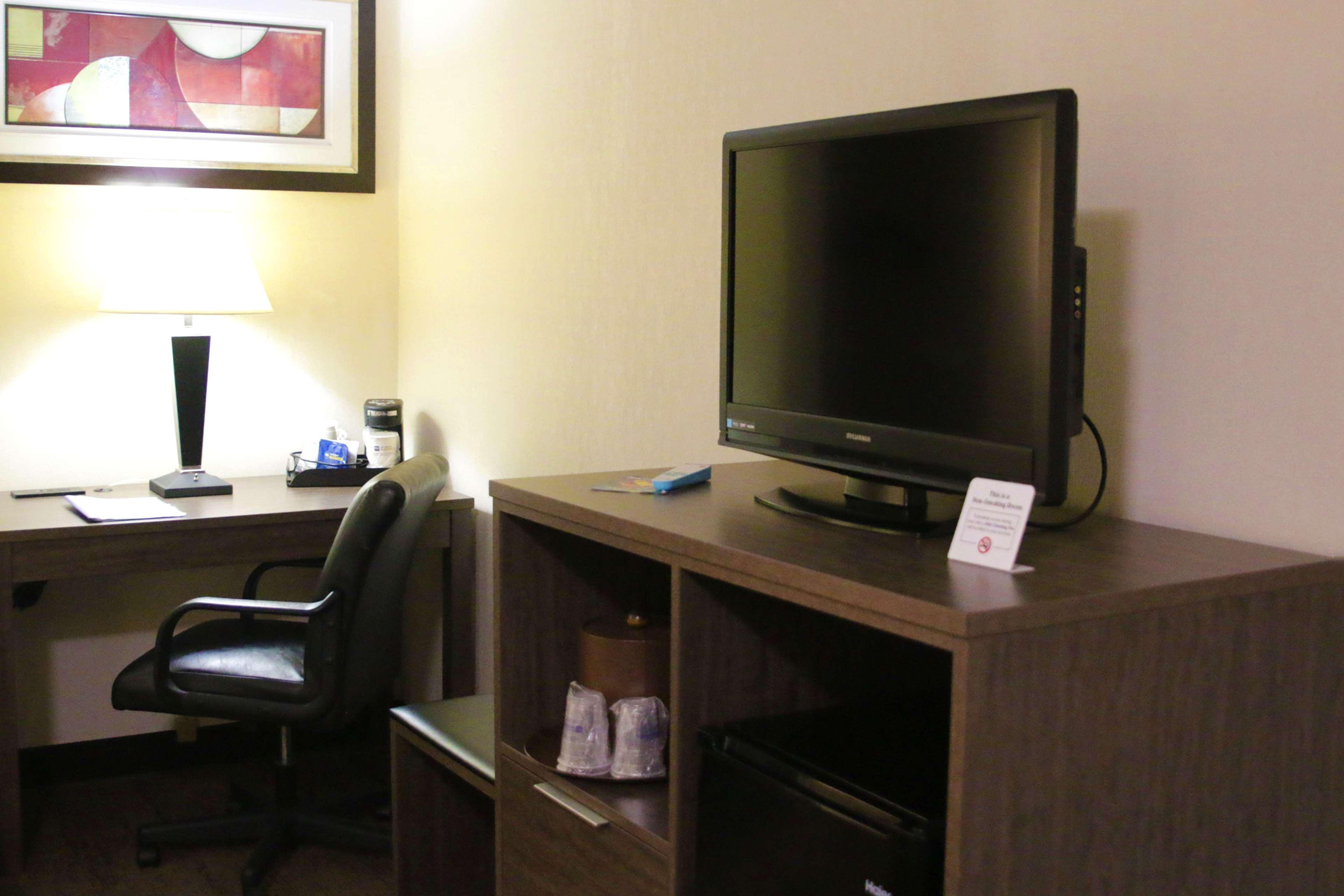 Best Western Galleria Inn & Suites Cheektowaga Exterior foto