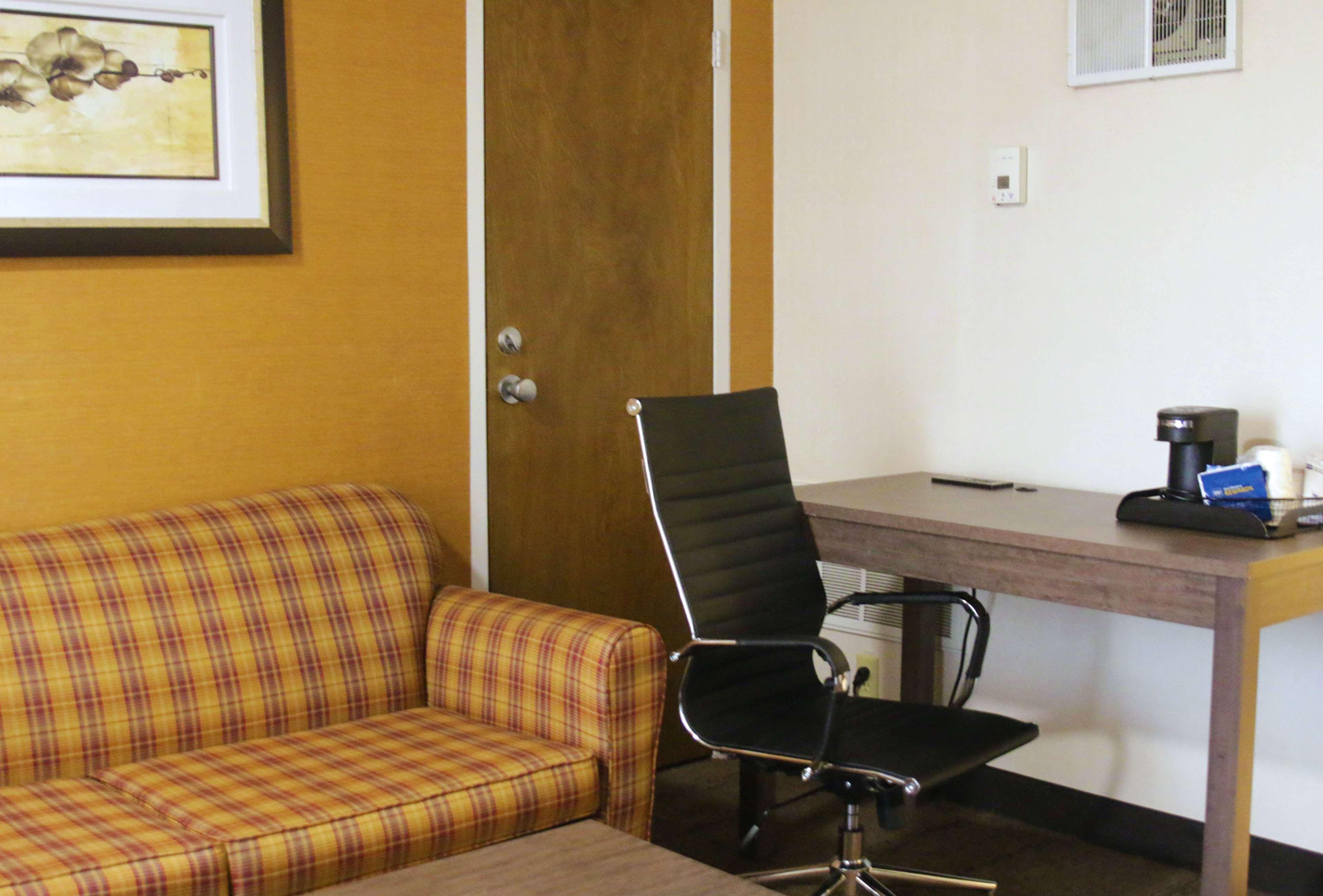Best Western Galleria Inn & Suites Cheektowaga Exterior foto